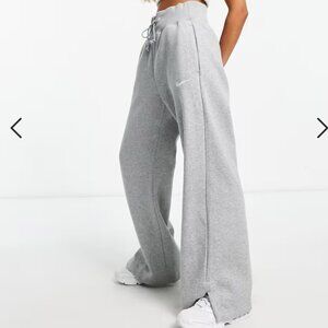 $70 Nike Phoenix Fleece wide leg sweatpants in gray Size S